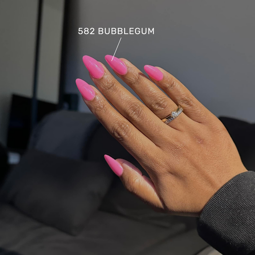 Gel Polish • 582 Bubblegum • 21FREE