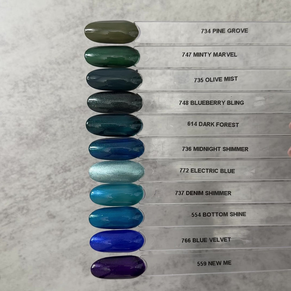 Gel Polish • 559 New Me (semi-transparent) • 21FREE
